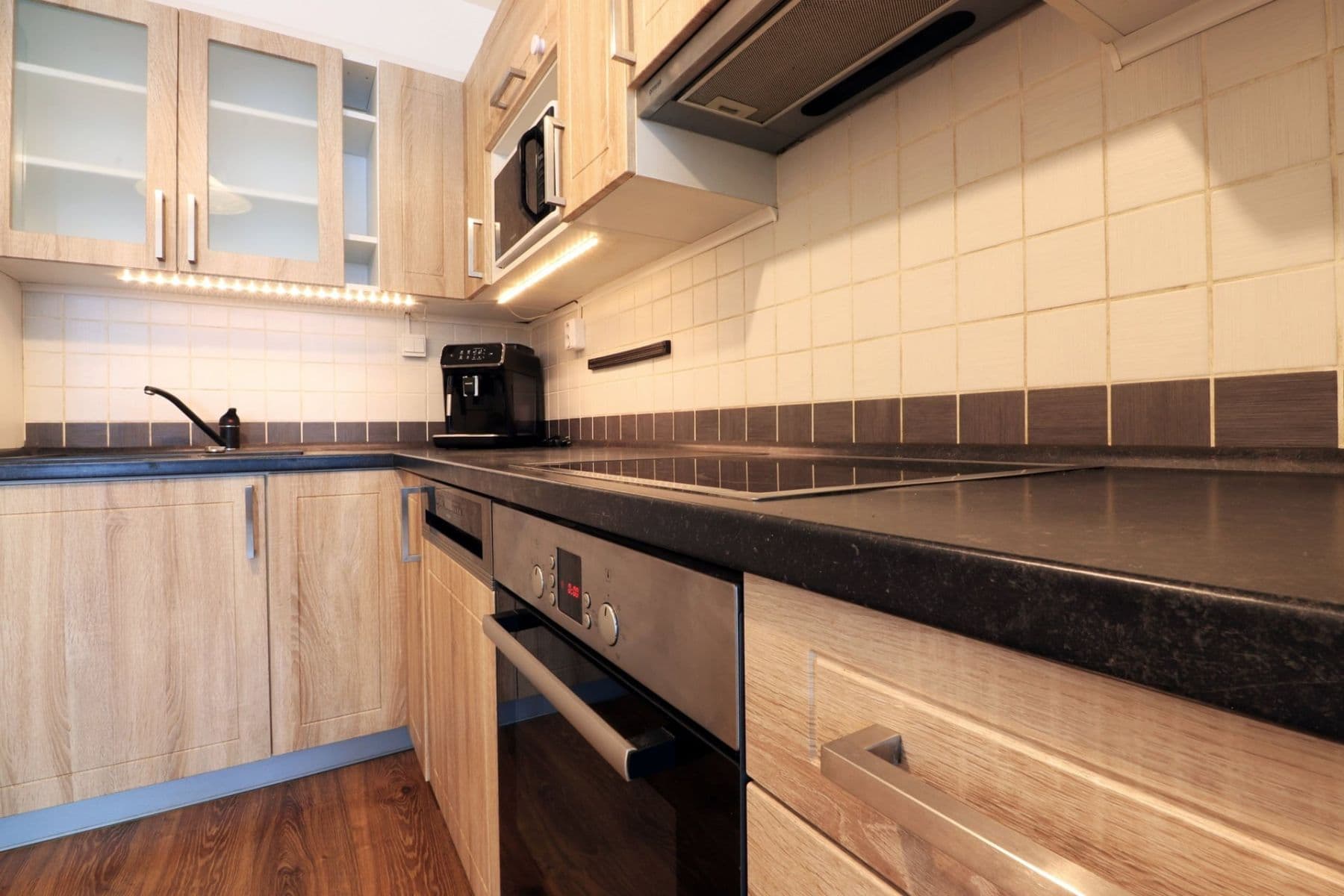 Prenájom bytu 2-izbový 50 m², U Hostavického potoka, Praha, Praha Prenájom bytu 2-izbový 50 m², U Hostavického potoka, Praha, Praha