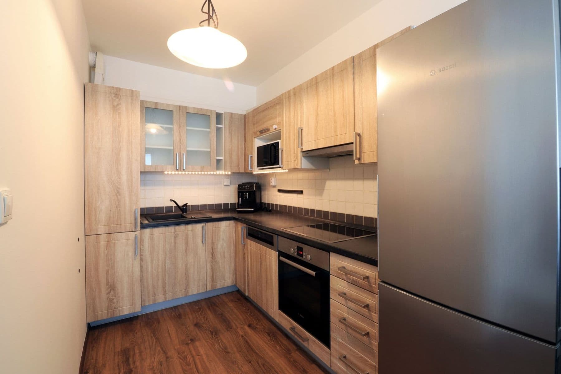 Prenájom bytu 2-izbový 50 m², U Hostavického potoka, Praha, Praha Prenájom bytu 2-izbový 50 m², U Hostavického potoka, Praha, Praha