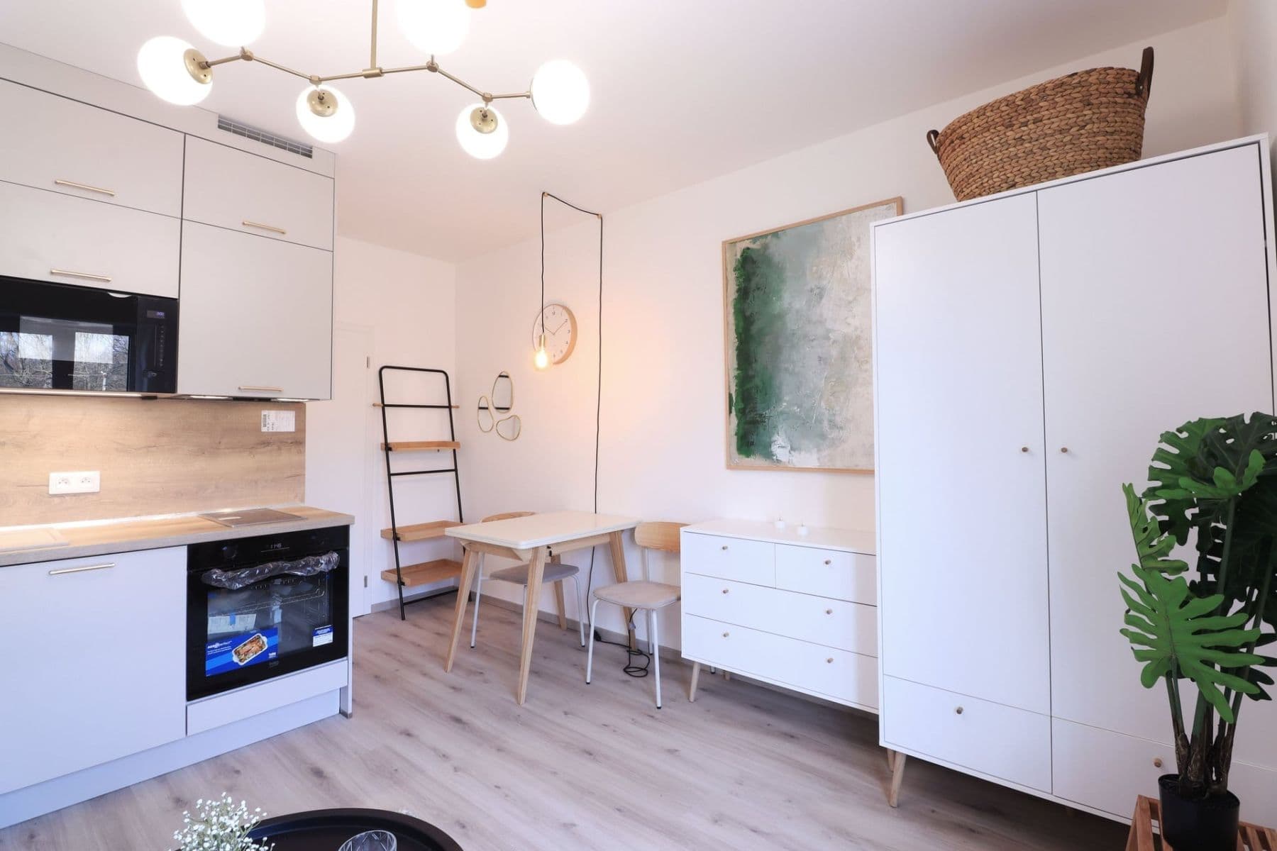 Prenájom bytu 1-izbový 22 m², V Kněžívce, Tuchoměřice, Středočeský kraj Prenájom bytu 1-izbový 22 m², V Kněžívce, Tuchoměřice, Středočeský kraj