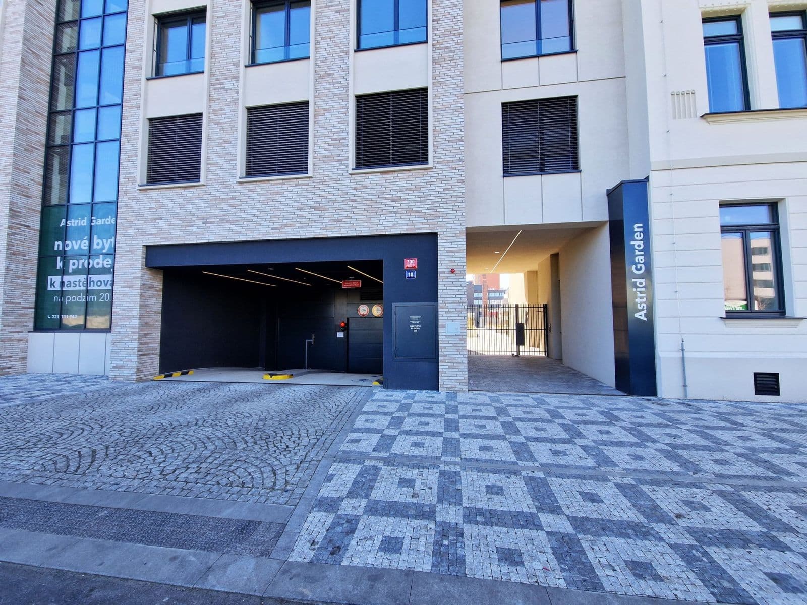 Prenájom bytu 1-izbový 35 m², U průhonu, Praha, Praha Prenájom bytu 1-izbový 35 m², U průhonu, Praha, Praha