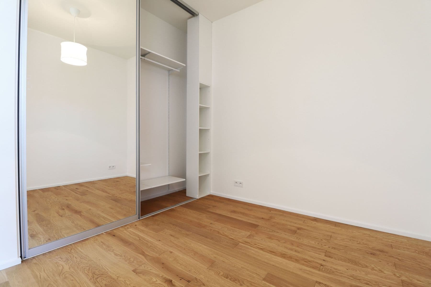 Prenájom bytu 1-izbový 35 m², U průhonu, Praha, Praha Prenájom bytu 1-izbový 35 m², U průhonu, Praha, Praha