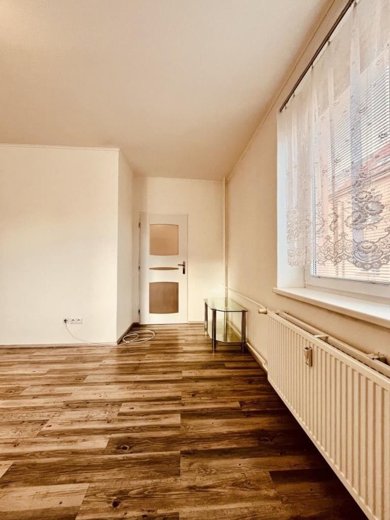 Predaj bytu 1-izbový 40 m², Garážní, Ostrava, Moravskoslezský kraj Predaj bytu 1-izbový 40 m², Garážní, Ostrava, Moravskoslezský kraj