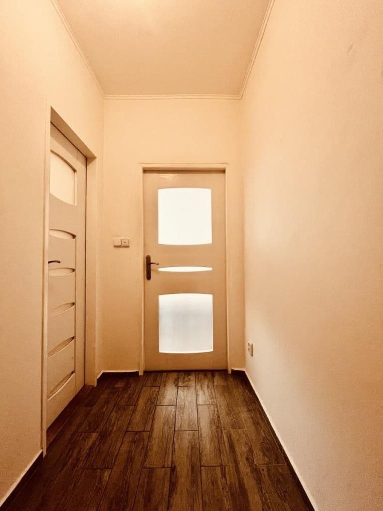 Predaj bytu 1-izbový 40 m², Garážní, Ostrava, Moravskoslezský kraj Predaj bytu 1-izbový 40 m², Garážní, Ostrava, Moravskoslezský kraj