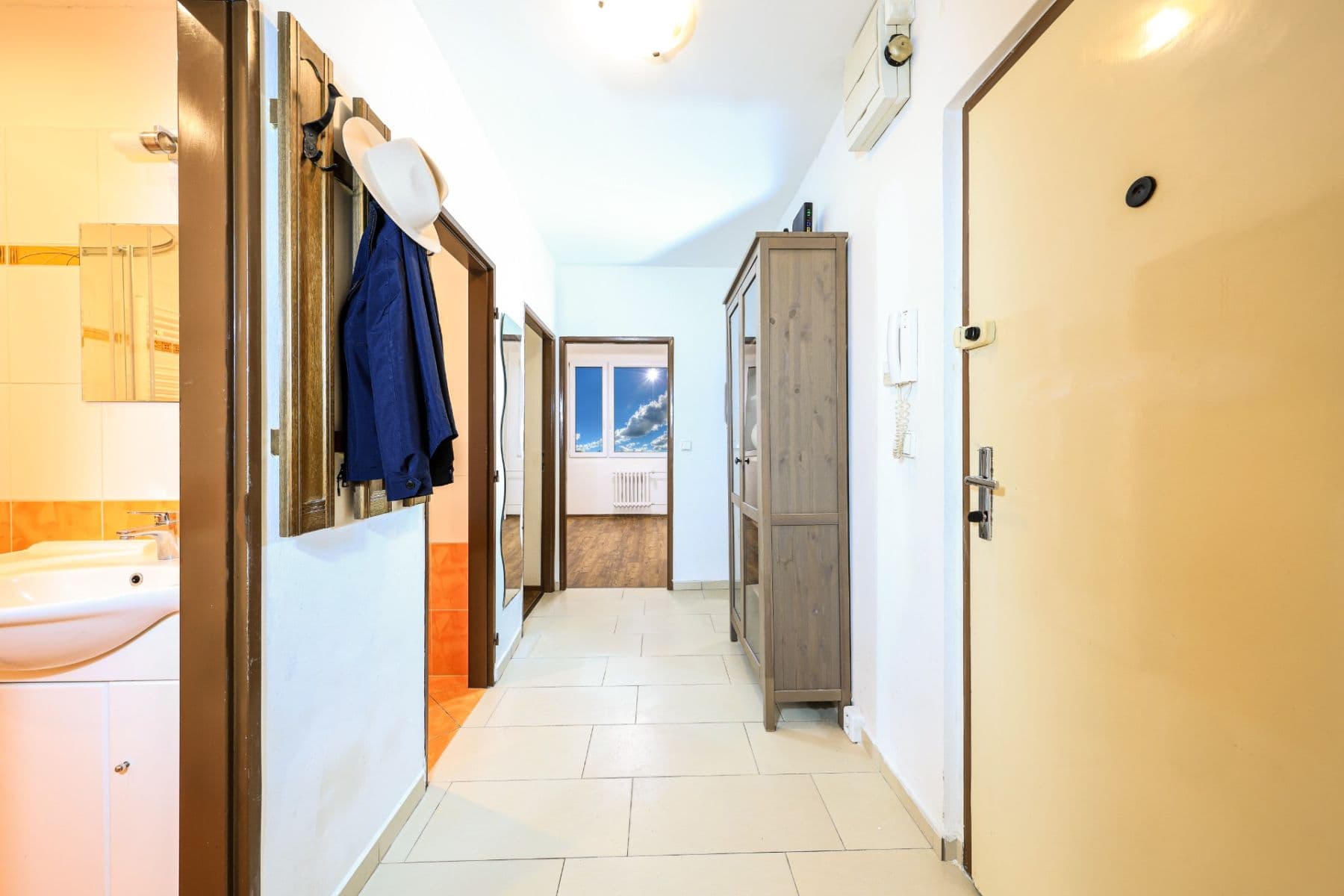 Predaj bytu 3-izbový 54 m², Cafourkova, Praha, Praha Predaj bytu 3-izbový 54 m², Cafourkova, Praha, Praha