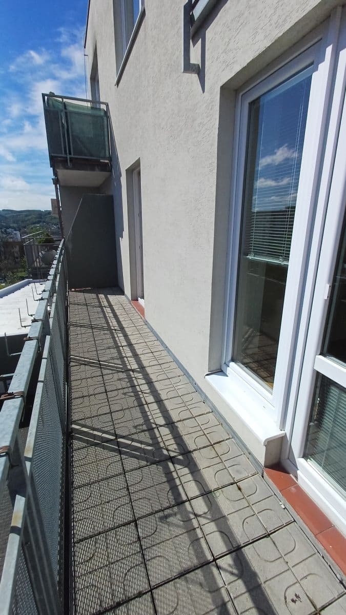 Prenájom bytu 2-izbový 60 m², Na Honech I, Zlín, Zlínský kraj Prenájom bytu 2-izbový 60 m², Na Honech I, Zlín, Zlínský kraj