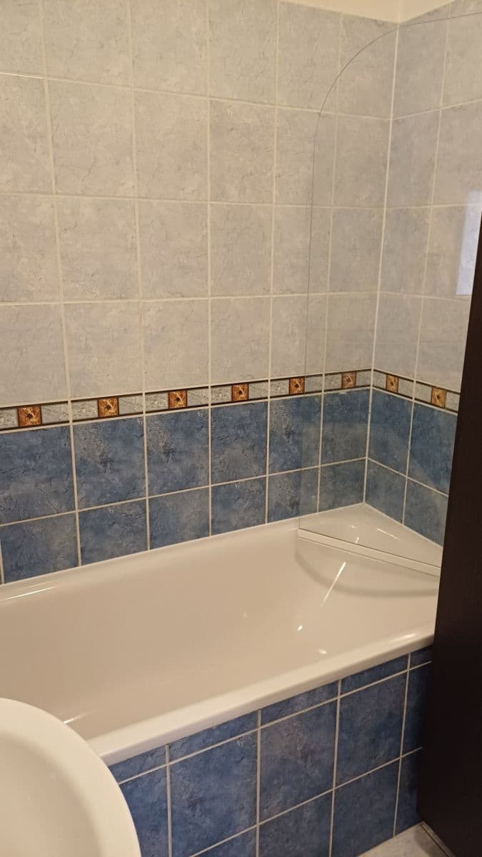 Prenájom bytu 2-izbový 60 m², Na Honech I, Zlín, Zlínský kraj Prenájom bytu 2-izbový 60 m², Na Honech I, Zlín, Zlínský kraj