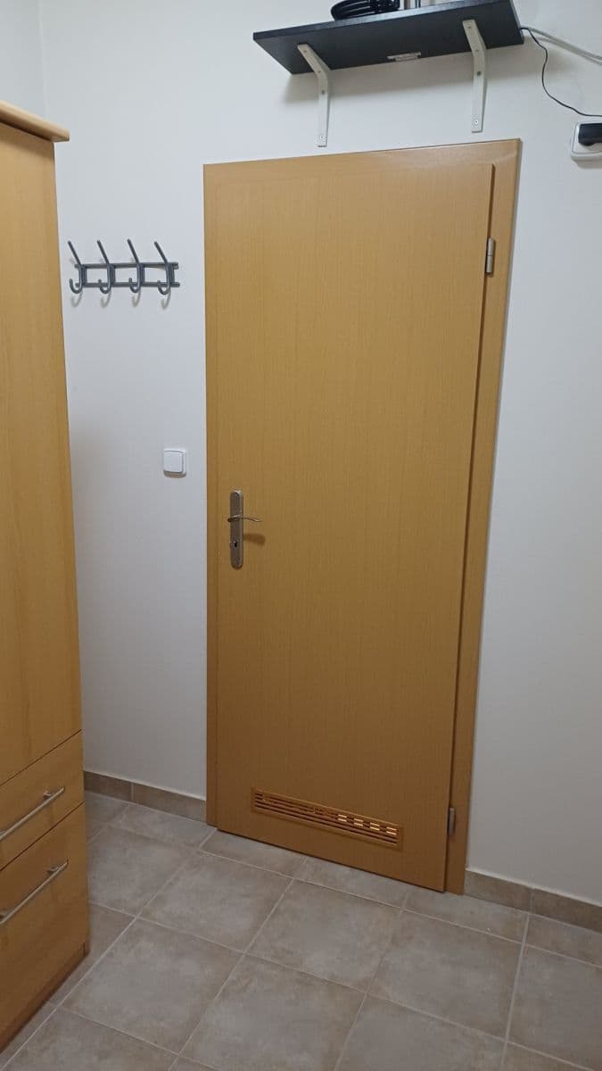 Prenájom bytu 2-izbový 60 m², Na Honech I, Zlín, Zlínský kraj Prenájom bytu 2-izbový 60 m², Na Honech I, Zlín, Zlínský kraj