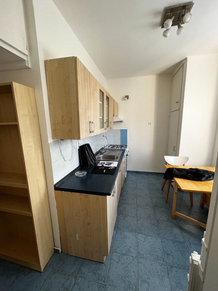 Prenájom bytu 2-izbový 50 m², Květinková, Praha, Praha Prenájom bytu 2-izbový 50 m², Květinková, Praha, Praha