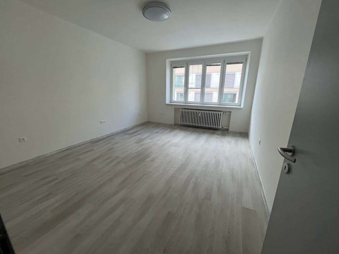 Prenájom bytu 2-izbový 54 m², Milady Horákové, Brno, Jihomoravský kraj Prenájom bytu 2-izbový 54 m², Milady Horákové, Brno, Jihomoravský kraj
