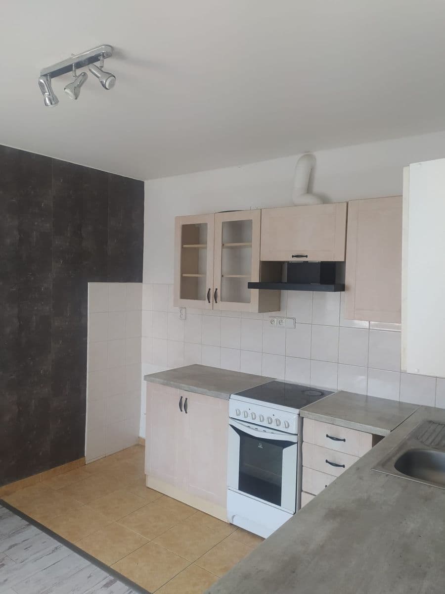 Predaj domu 265 m², pozemek 904 m², Pražská, Chlumec nad Cidlinou, Královéhradecký kraj Predaj domu 265 m², pozemek 904 m², Pražská, Chlumec nad Cidlinou, Královéhradecký kraj