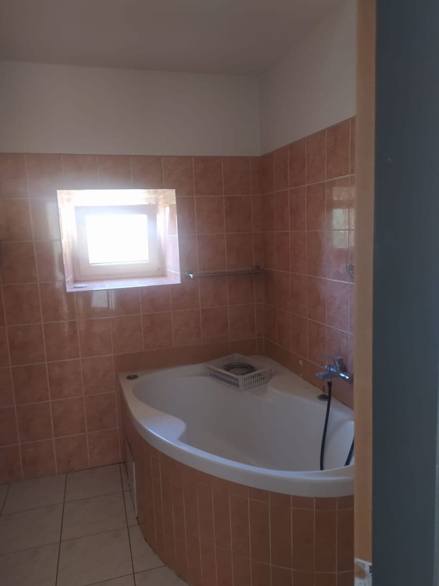 Predaj domu 265 m², pozemek 904 m², Pražská, Chlumec nad Cidlinou, Královéhradecký kraj Predaj domu 265 m², pozemek 904 m², Pražská, Chlumec nad Cidlinou, Královéhradecký kraj