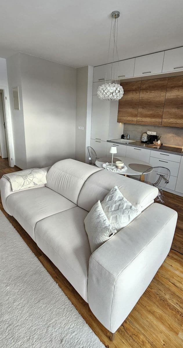 Predaj bytu 1-izbový 37 m², Štanderova, Praha, Praha Predaj bytu 1-izbový 37 m², Štanderova, Praha, Praha