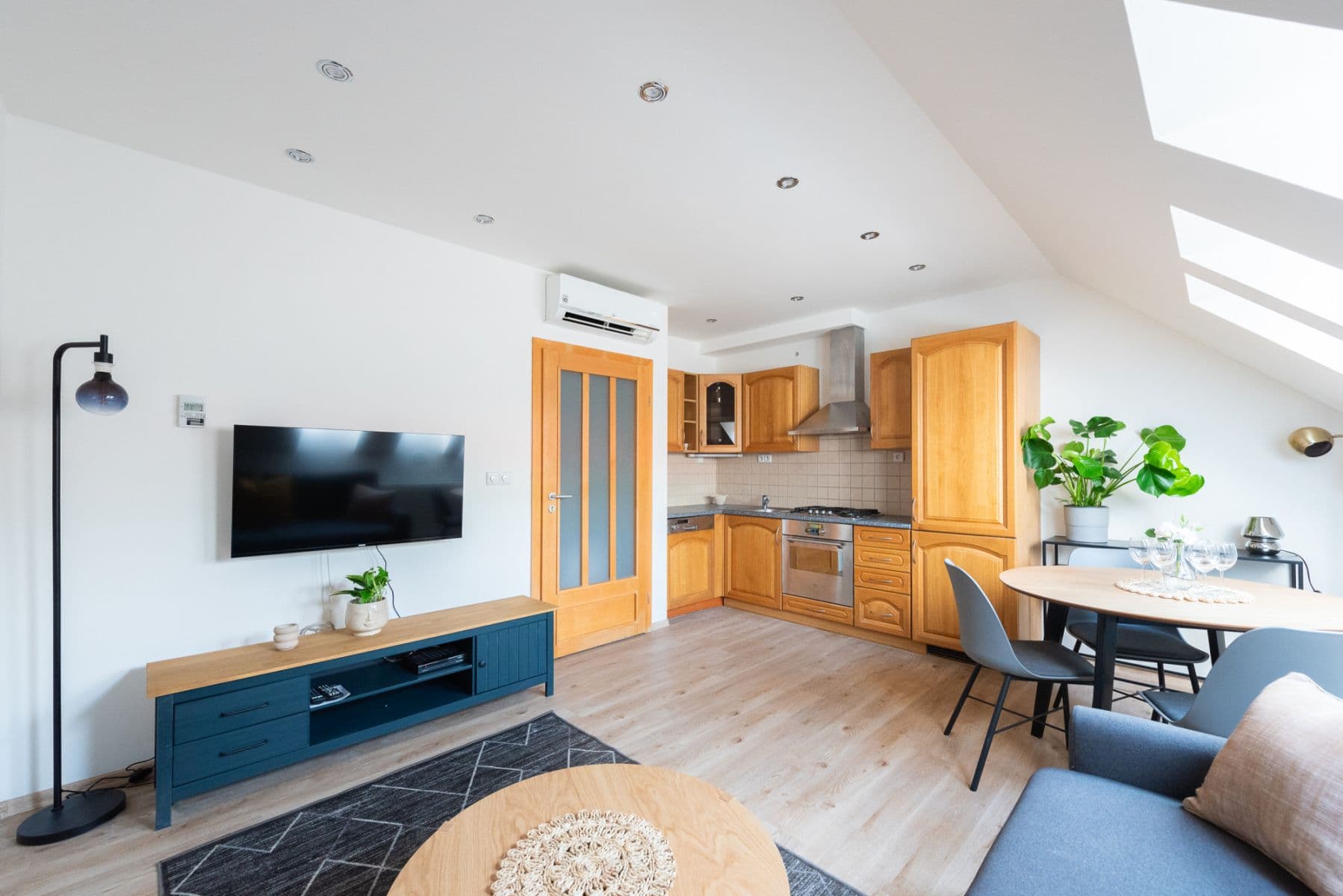 Prenájom bytu 47 m², Klimentská, Praha, Praha Prenájom bytu 47 m², Klimentská, Praha, Praha