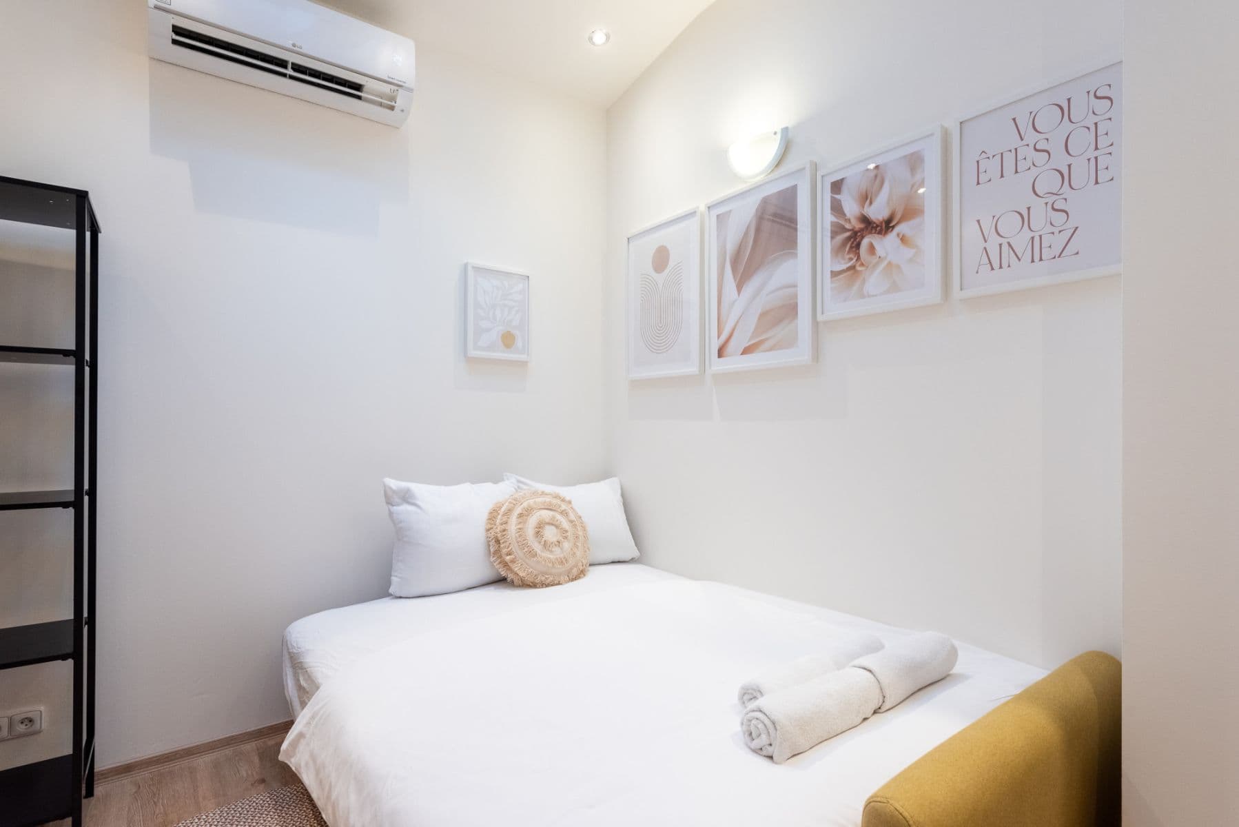 Prenájom bytu 47 m², Klimentská, Praha, Praha Prenájom bytu 47 m², Klimentská, Praha, Praha