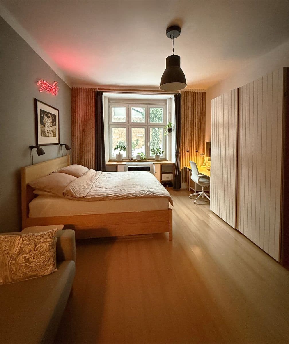 Prenájom bytu 1-izbový 37 m², Na Maninách, Praha, Praha Prenájom bytu 1-izbový 37 m², Na Maninách, Praha, Praha