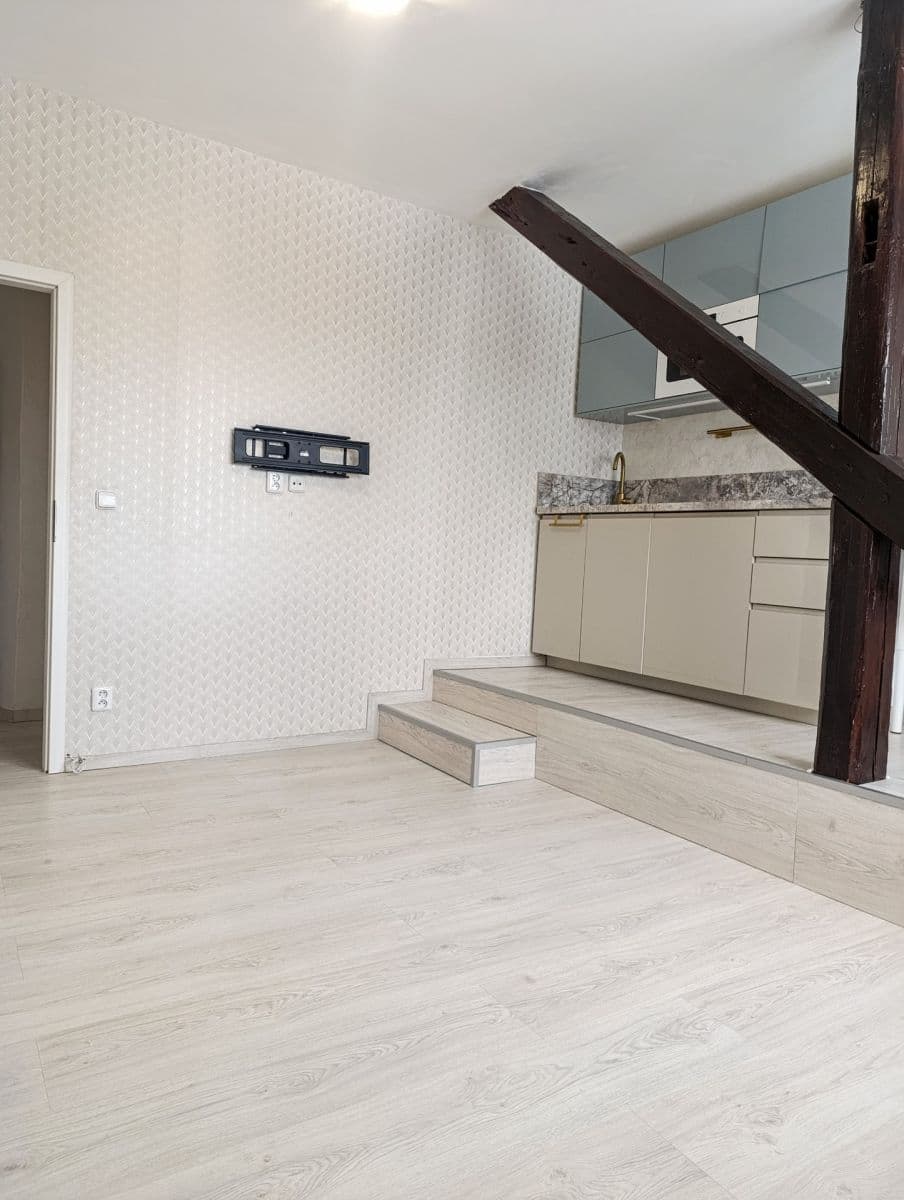 Prenájom bytu 2-izbový 40 m², Helfertova, Brno, Jihomoravský kraj Prenájom bytu 2-izbový 40 m², Helfertova, Brno, Jihomoravský kraj