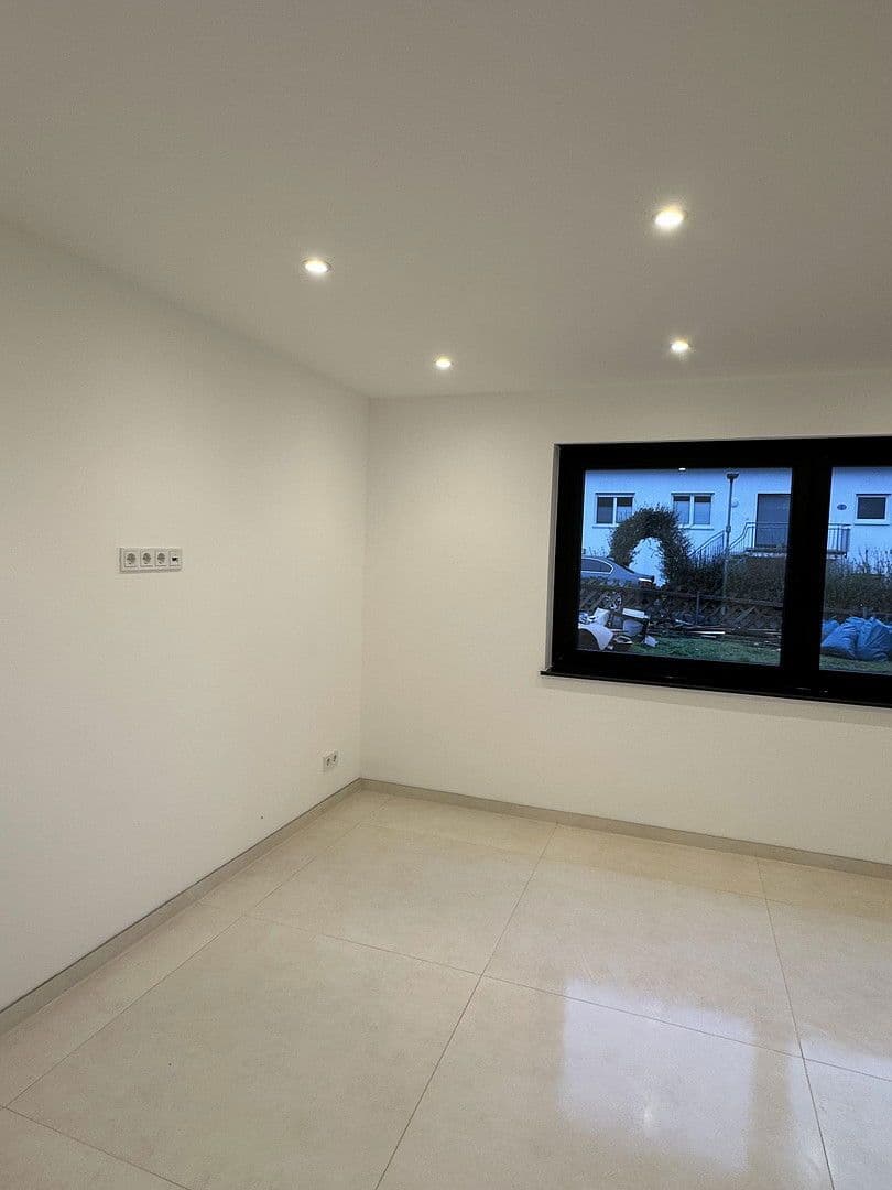 Prenájom bytu 3-izbový 70 m², Am Haanes 8, Linden, Hesensko Prenájom bytu 3-izbový 70 m², Am Haanes 8, Linden, Hesensko