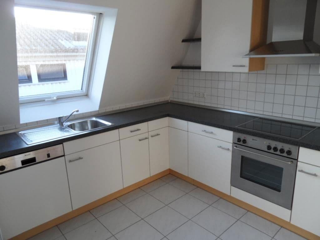 Prenájom bytu 2-izbový 109 m², Mozartstr. 3, Stuttgart, Bádensko-Wurttembersko Prenájom bytu 2-izbový 109 m², Mozartstr. 3, Stuttgart, Bádensko-Wurttembersko