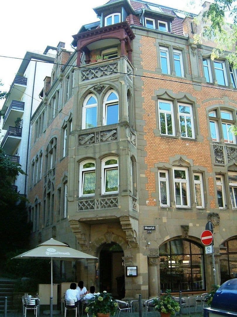 Prenájom bytu 2-izbový 109 m², Mozartstr. 3, Stuttgart, Bádensko-Wurttembersko Prenájom bytu 2-izbový 109 m², Mozartstr. 3, Stuttgart, Bádensko-Wurttembersko