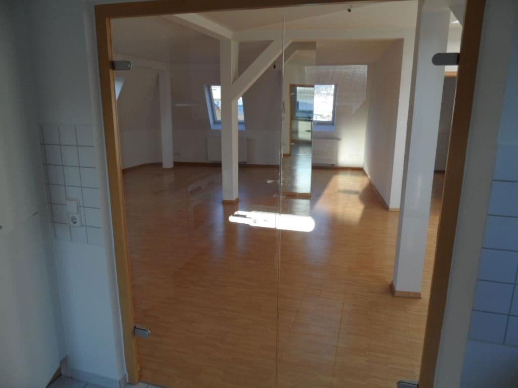 Prenájom bytu 2-izbový 109 m², Mozartstr. 3, Stuttgart, Bádensko-Wurttembersko Prenájom bytu 2-izbový 109 m², Mozartstr. 3, Stuttgart, Bádensko-Wurttembersko