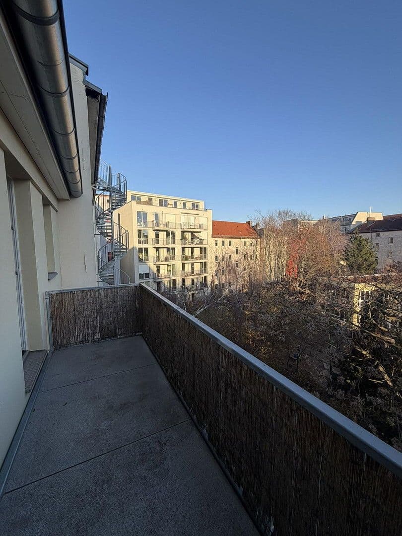 Predaj bytu 2-izbový 86 m², Colbestrasse 23, Berlin Friedrichshain, Berlín Predaj bytu 2-izbový 86 m², Colbestrasse 23, Berlin Friedrichshain, Berlín