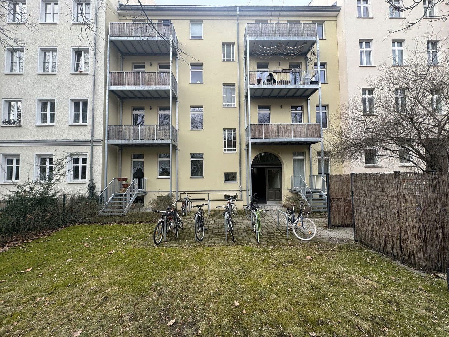 Predaj bytu 2-izbový 86 m², Colbestrasse 23, Berlin Friedrichshain, Berlín Predaj bytu 2-izbový 86 m², Colbestrasse 23, Berlin Friedrichshain, Berlín
