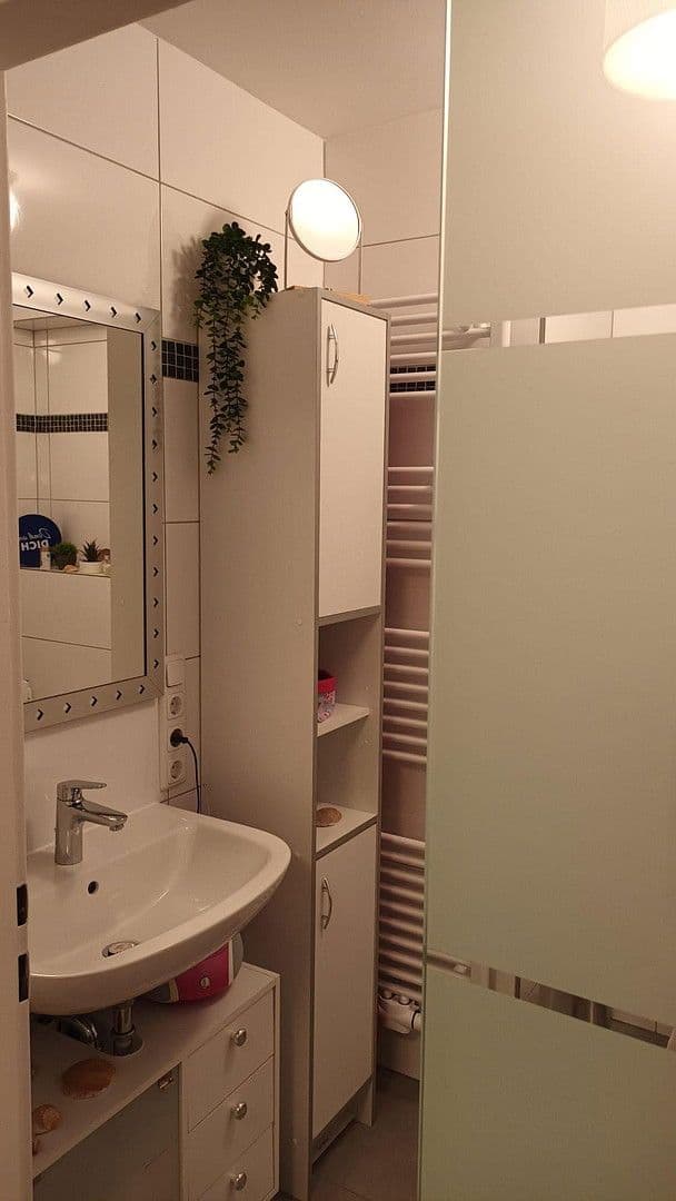 Prenájom bytu 2-izbový 56 m², Justus-Liebig-Str. 3, Karben, Hesensko Prenájom bytu 2-izbový 56 m², Justus-Liebig-Str. 3, Karben, Hesensko