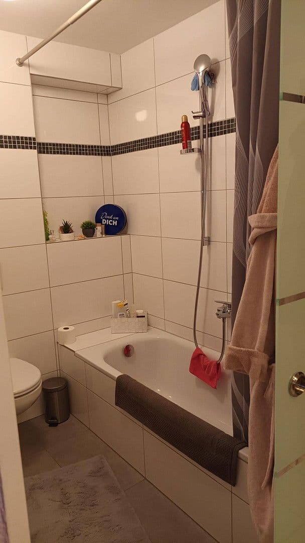 Prenájom bytu 2-izbový 56 m², Justus-Liebig-Str. 3, Karben, Hesensko Prenájom bytu 2-izbový 56 m², Justus-Liebig-Str. 3, Karben, Hesensko