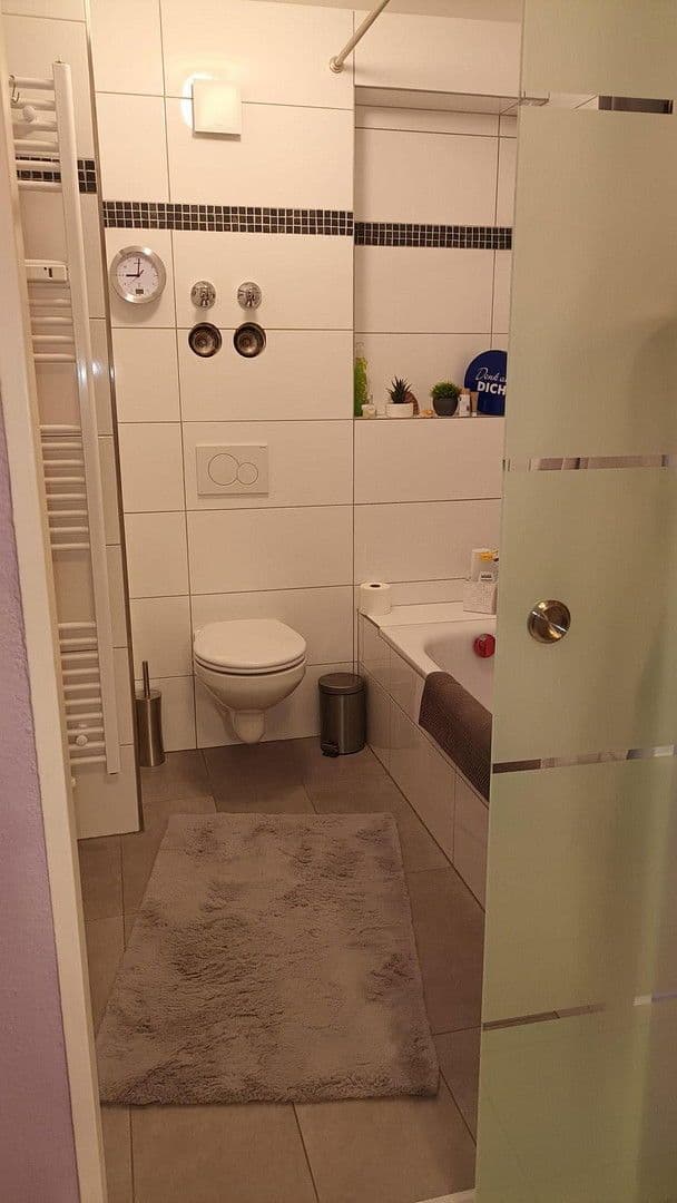 Prenájom bytu 2-izbový 56 m², Justus-Liebig-Str. 3, Karben, Hesensko Prenájom bytu 2-izbový 56 m², Justus-Liebig-Str. 3, Karben, Hesensko