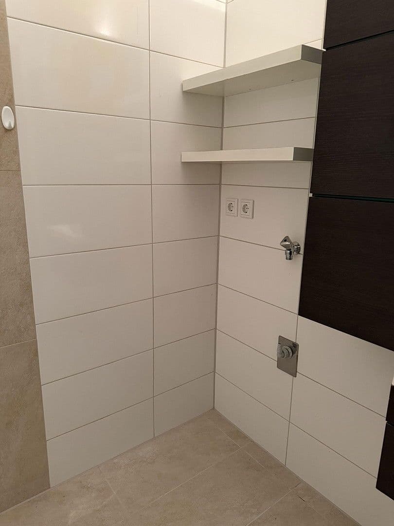 Prenájom bytu 1-izbový 45 m², Eierstr. X, Stuttgart, Bádensko-Wurttembersko Prenájom bytu 1-izbový 45 m², Eierstr. X, Stuttgart, Bádensko-Wurttembersko