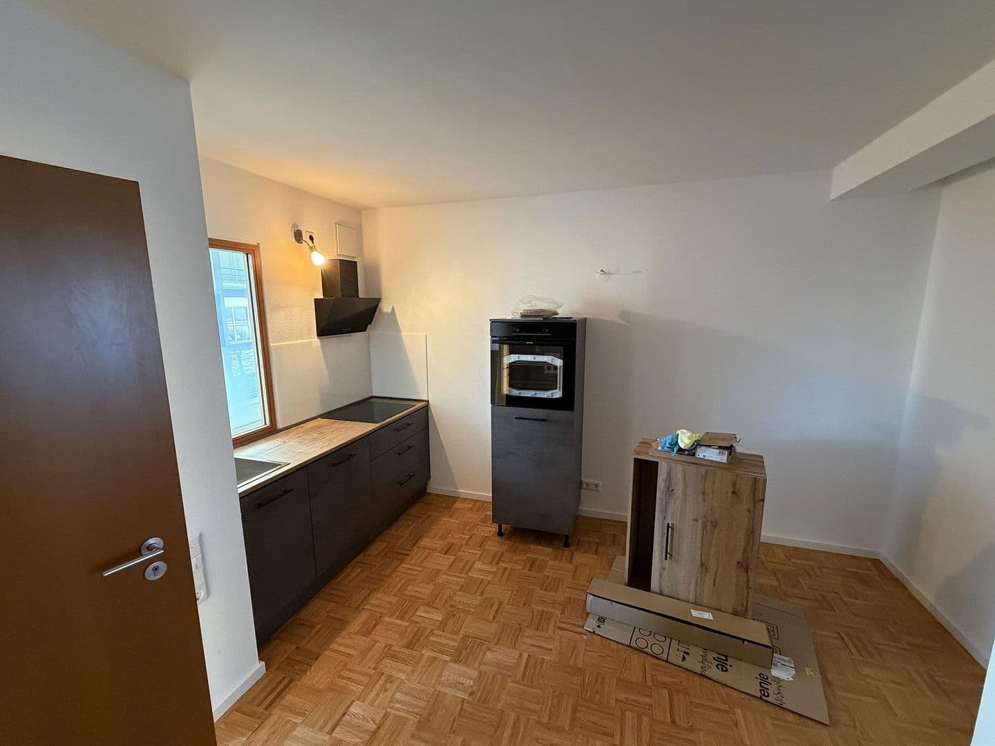 Prenájom bytu 1-izbový 45 m², Eierstr. X, Stuttgart, Bádensko-Wurttembersko Prenájom bytu 1-izbový 45 m², Eierstr. X, Stuttgart, Bádensko-Wurttembersko