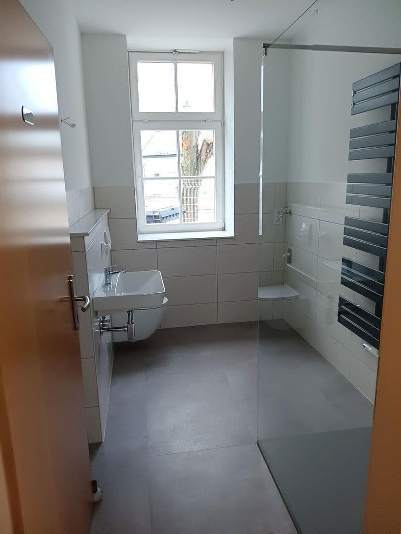 Predaj bytu 4-izbový 98 m², Mühlhäuser Straße 26, Dingelstädt, Durínsko Predaj bytu 4-izbový 98 m², Mühlhäuser Straße 26, Dingelstädt, Durínsko