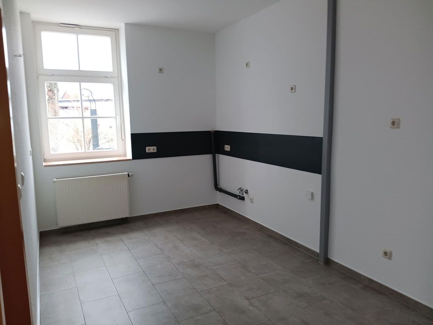 Predaj bytu 4-izbový 98 m², Mühlhäuser Straße 26, Dingelstädt, Durínsko Predaj bytu 4-izbový 98 m², Mühlhäuser Straße 26, Dingelstädt, Durínsko