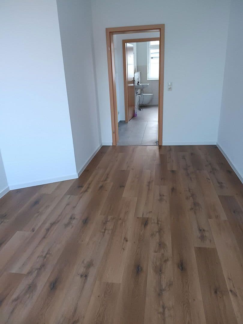 Predaj bytu 4-izbový 98 m², Mühlhäuser Straße 26, Dingelstädt, Durínsko Predaj bytu 4-izbový 98 m², Mühlhäuser Straße 26, Dingelstädt, Durínsko