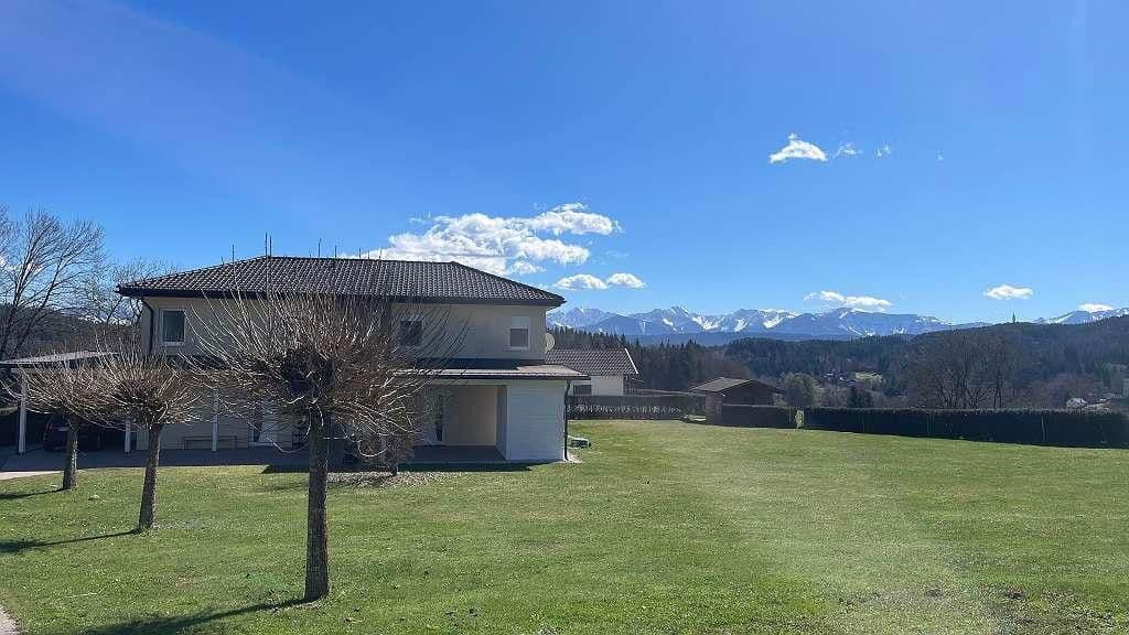 Prenájom bytu 4-izbový 109 m², Birkenweg 3, Moosburg, Korutánsko Prenájom bytu 4-izbový 109 m², Birkenweg 3, Moosburg, Korutánsko