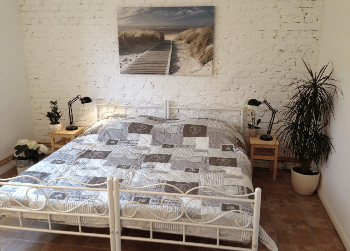 Prenájom bytu 1-izbový 12 m², Berlin, Berlín Prenájom bytu 1-izbový 12 m², Berlin, Berlín