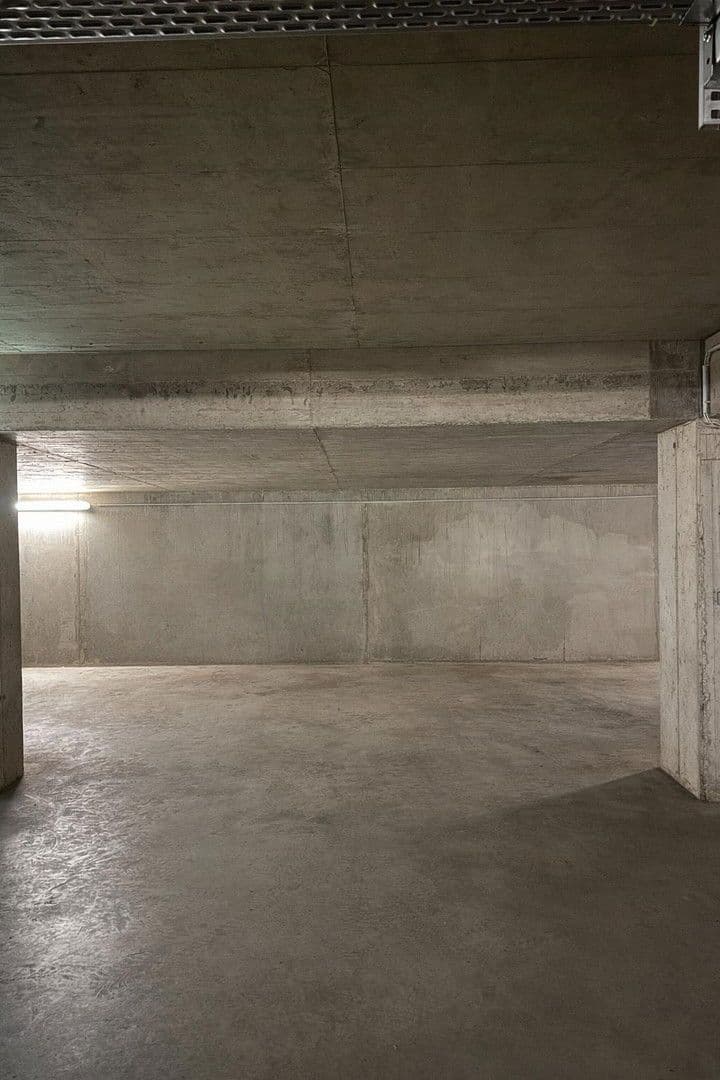 Prenájom garáže, Überfuhrgasse 41, Graz, Štajersko Prenájom garáže, Überfuhrgasse 41, Graz, Štajersko