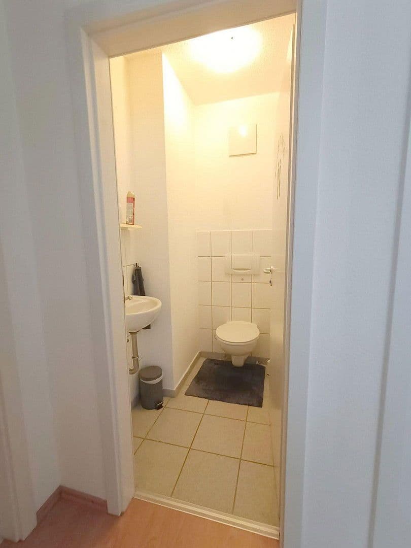 Prenájom bytu 3-izbový 79 m², Schulstraße 0, Bad Wimpfen, Bádensko-Wurttembersko Prenájom bytu 3-izbový 79 m², Schulstraße 0, Bad Wimpfen, Bádensko-Wurttembersko