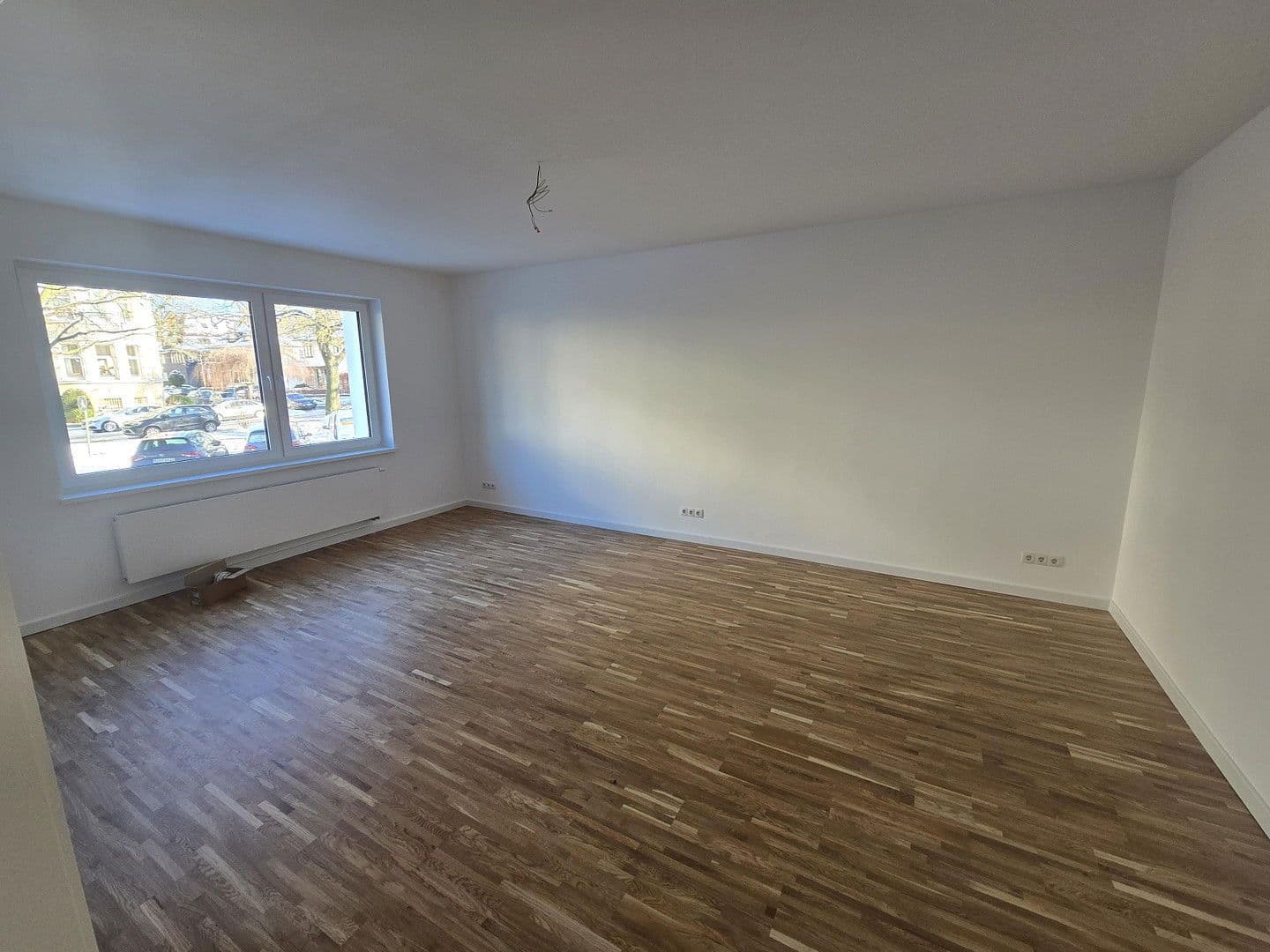 Prenájom bytu 2-izbový 80 m², Hannover, Dolné Sasko Prenájom bytu 2-izbový 80 m², Hannover, Dolné Sasko