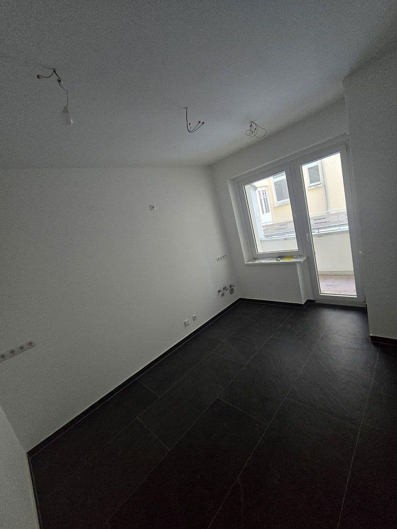 Prenájom bytu 2-izbový 80 m², Hannover, Dolné Sasko Prenájom bytu 2-izbový 80 m², Hannover, Dolné Sasko