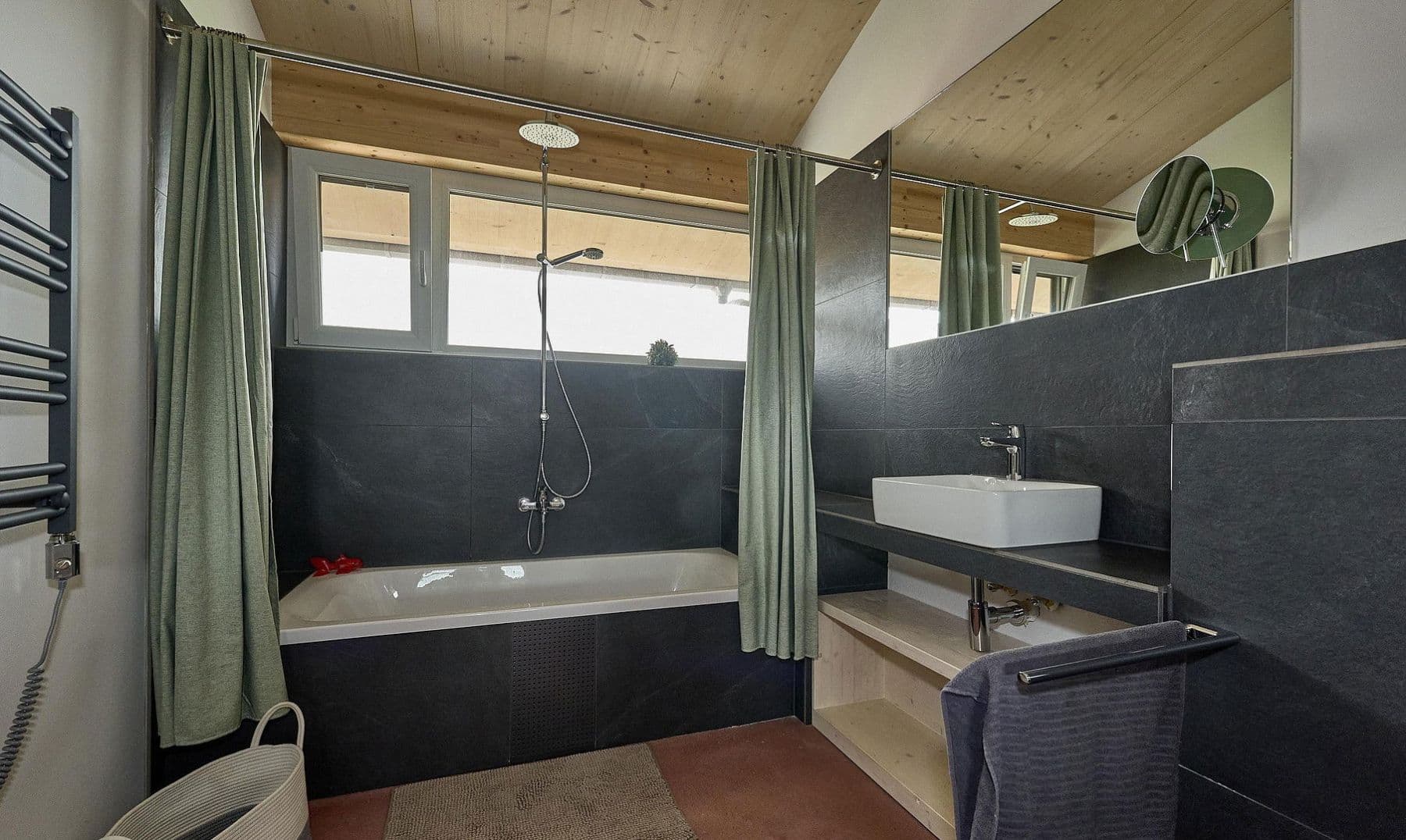 Prenájom bytu 3-izbový 18 m², Madsow 19-22, Neuburg, Meklenbursko-Predpomoransko Prenájom bytu 3-izbový 18 m², Madsow 19-22, Neuburg, Meklenbursko-Predpomoransko