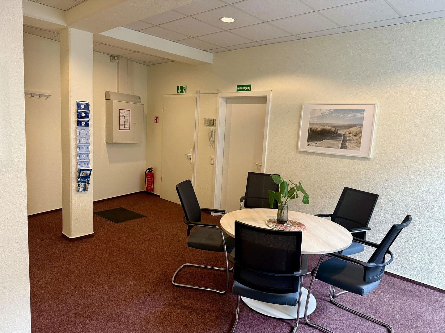 Prenájom kancelárie 210 m², Lübecker Straße 25-27, Schwerin - Altstadt, Meklenbursko-Predpomoransko Prenájom kancelárie 210 m², Lübecker Straße 25-27, Schwerin - Altstadt, Meklenbursko-Predpomoransko