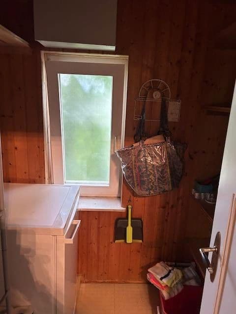 Prenájom bytu 7-izbový 220 m², Oldenburg (Oldenburg), Dolné Sasko Prenájom bytu 7-izbový 220 m², Oldenburg (Oldenburg), Dolné Sasko