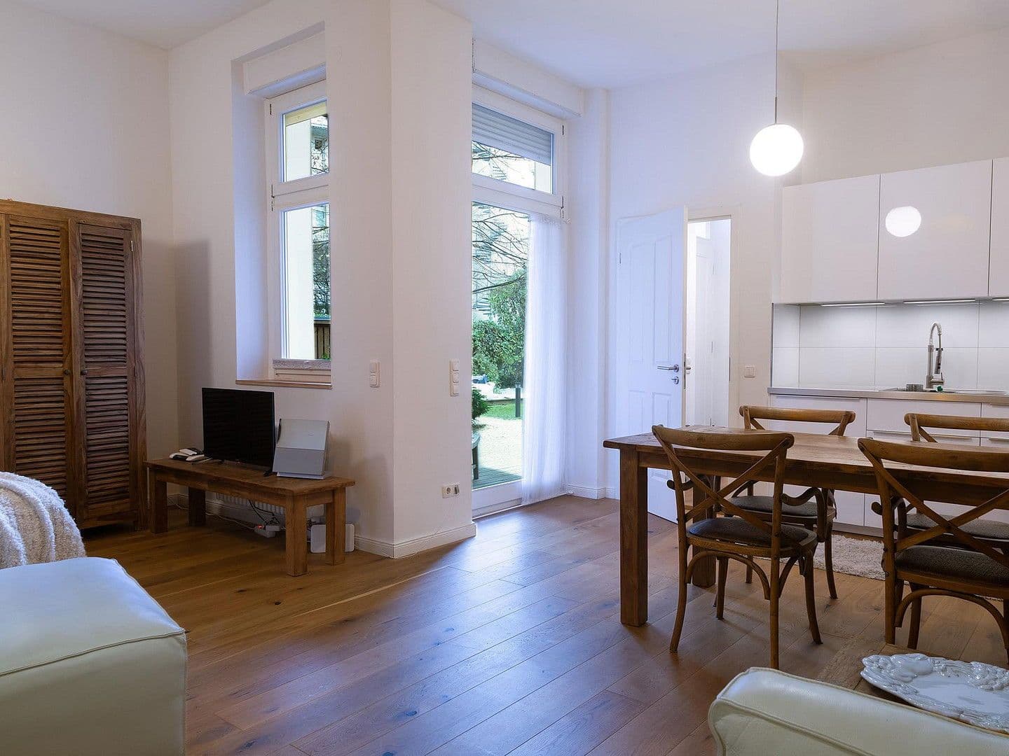 Prenájom bytu 1-izbový 50 m², Heinersdorfer Str. 34, Berlin, Berlín Prenájom bytu 1-izbový 50 m², Heinersdorfer Str. 34, Berlin, Berlín