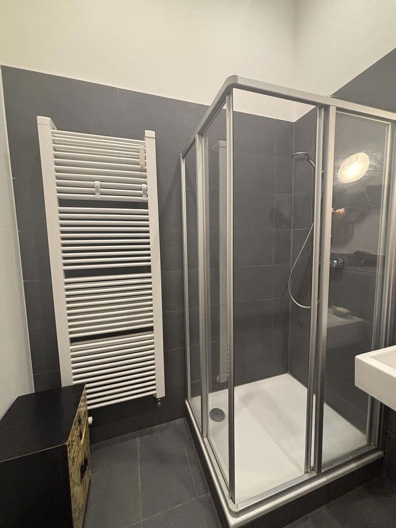 Prenájom bytu 1-izbový 50 m², Heinersdorfer Str. 34, Berlin, Berlín Prenájom bytu 1-izbový 50 m², Heinersdorfer Str. 34, Berlin, Berlín