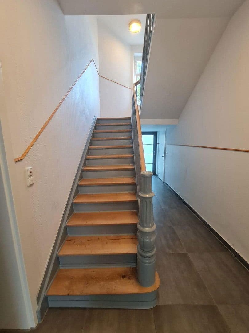 Predaj domu 285 m², pozemek 218 m², Oberhausen, Severné Porýnie - Westfálsko Predaj domu 285 m², pozemek 218 m², Oberhausen, Severné Porýnie - Westfálsko