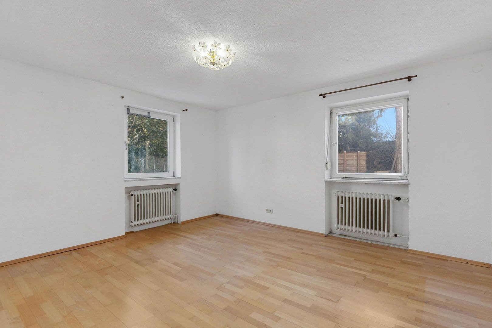 Predaj domu 210 m², pozemek 582 m², Wildenfelser Str. 23, München, Bavorsko Predaj domu 210 m², pozemek 582 m², Wildenfelser Str. 23, München, Bavorsko