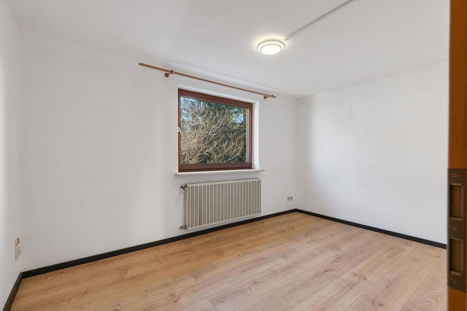 Predaj domu 210 m², pozemek 582 m², Wildenfelser Str. 23, München, Bavorsko Predaj domu 210 m², pozemek 582 m², Wildenfelser Str. 23, München, Bavorsko