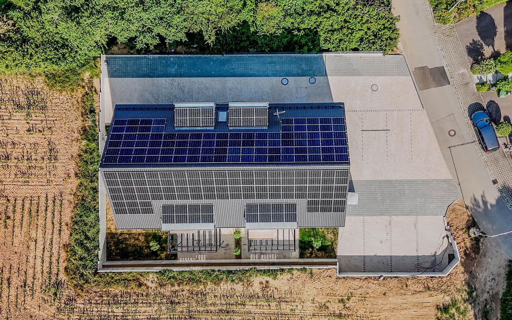 Prenájom bytu 2-izbový 91 m², Fichtelgebirgstraße 6, Sinzing, Bavorsko Prenájom bytu 2-izbový 91 m², Fichtelgebirgstraße 6, Sinzing, Bavorsko