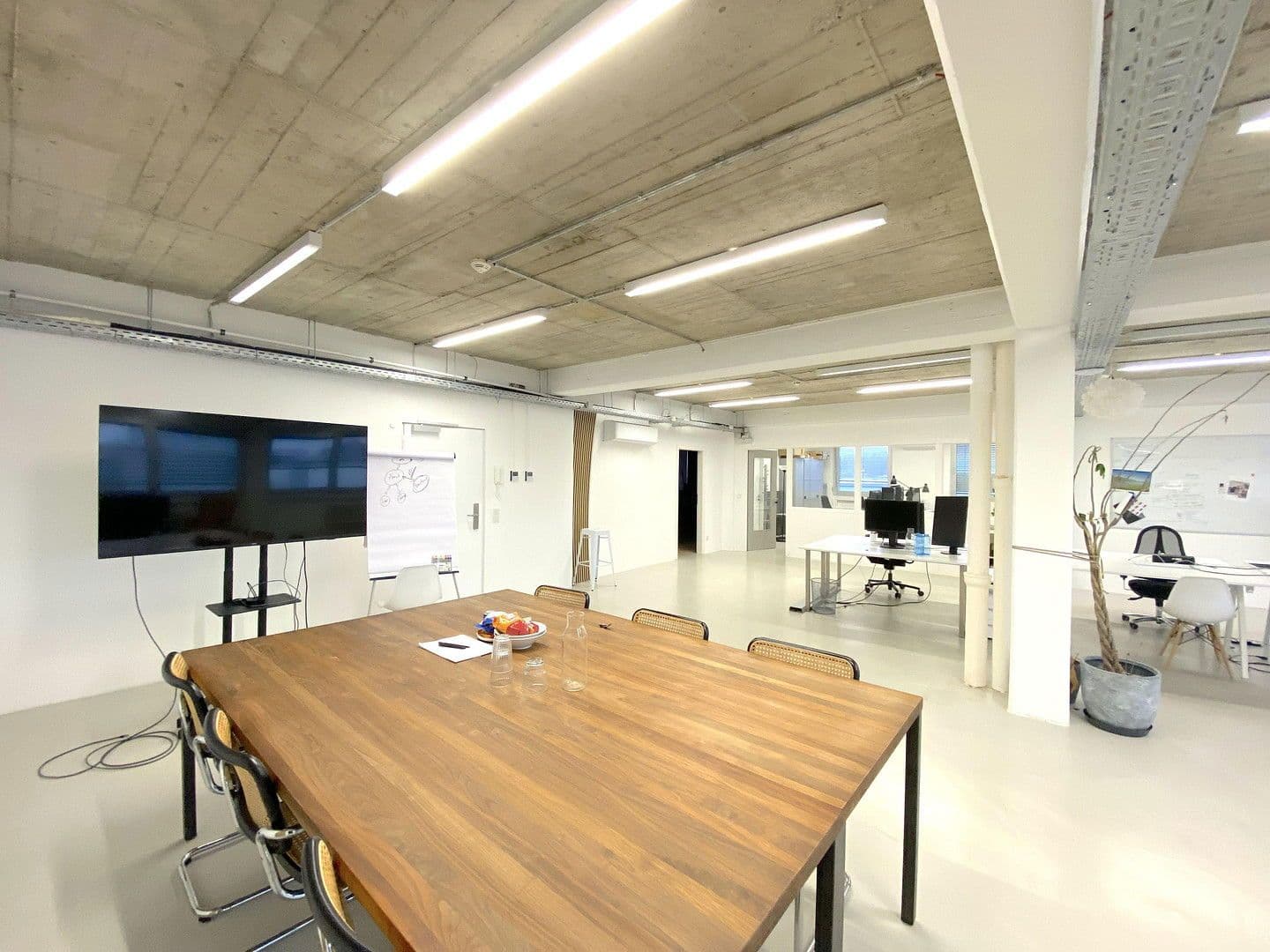 Prenájom kancelárie 300 m², Ratingen, Severné Porýnie - Westfálsko Prenájom kancelárie 300 m², Ratingen, Severné Porýnie - Westfálsko